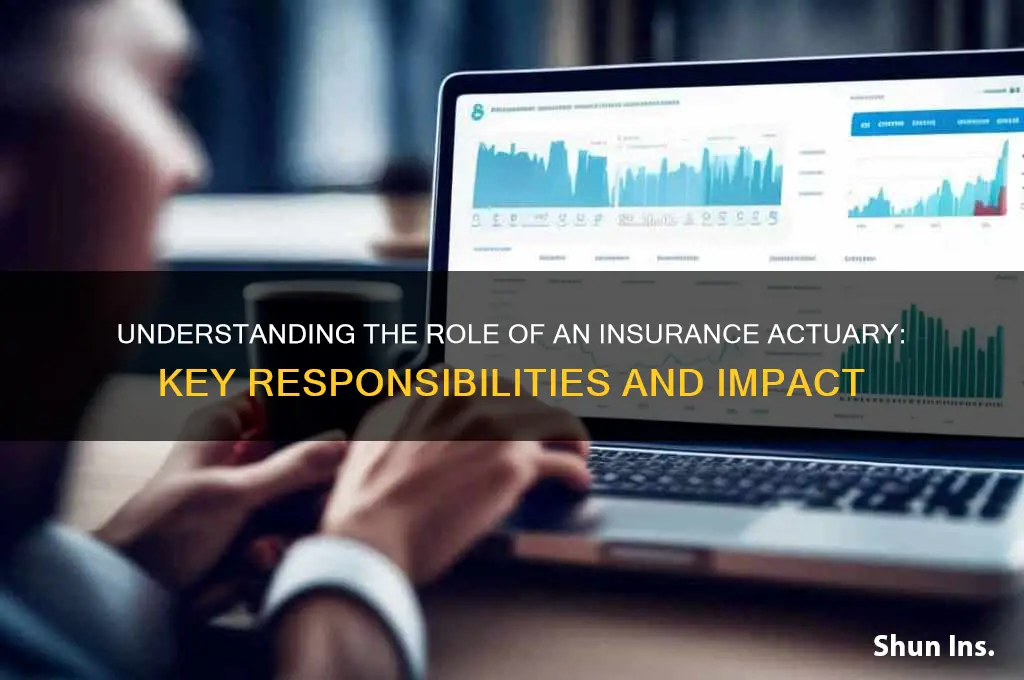 what is an insurance actuary