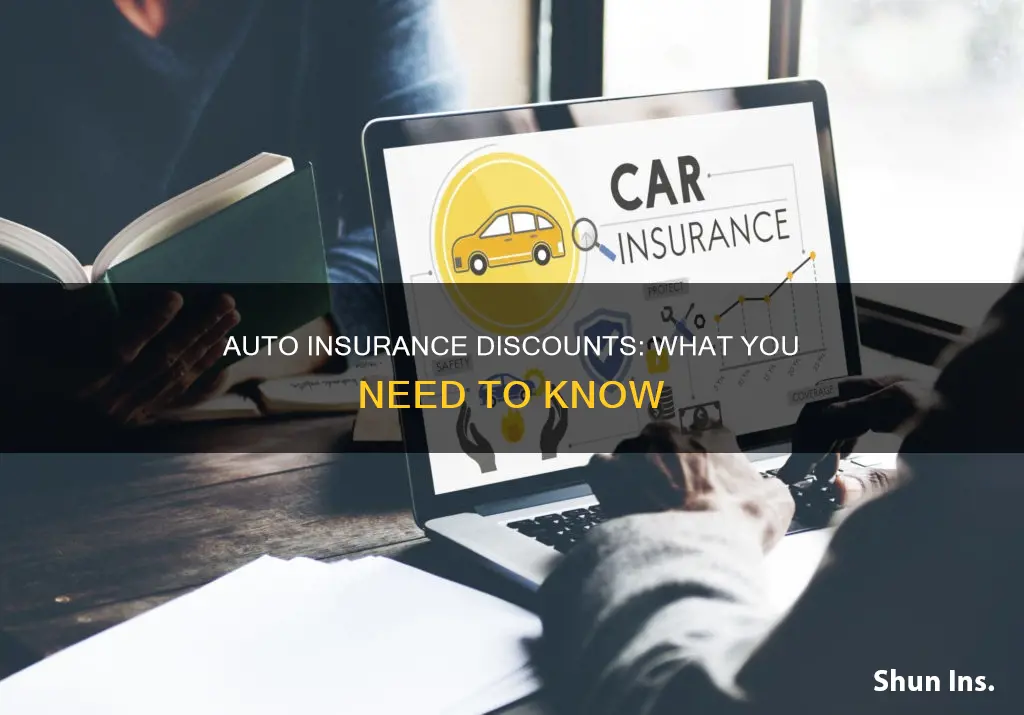 what typ eof auto insurance discounts are offerd